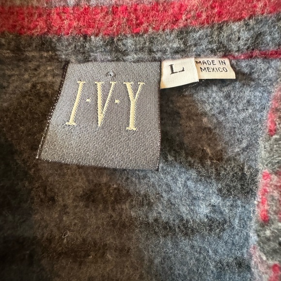 Womes wool coat size L - Picture 3 of 3